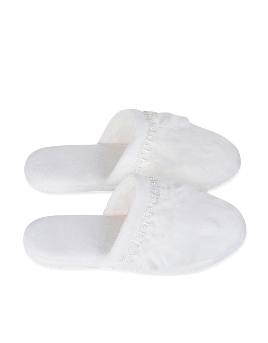 Ivory Closed Toe Slippers