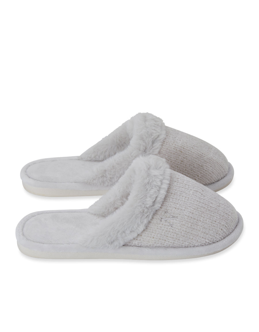 Closed Toe Slippers