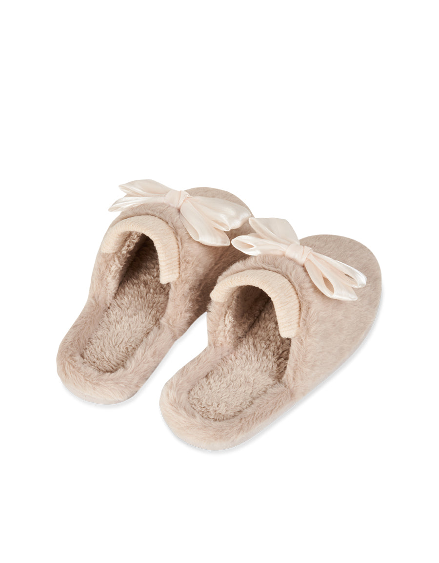 Closed Toe Slippers