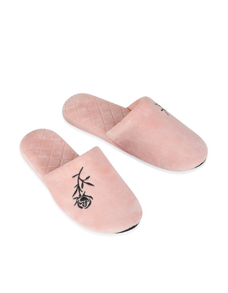 Closed Toe Slippers