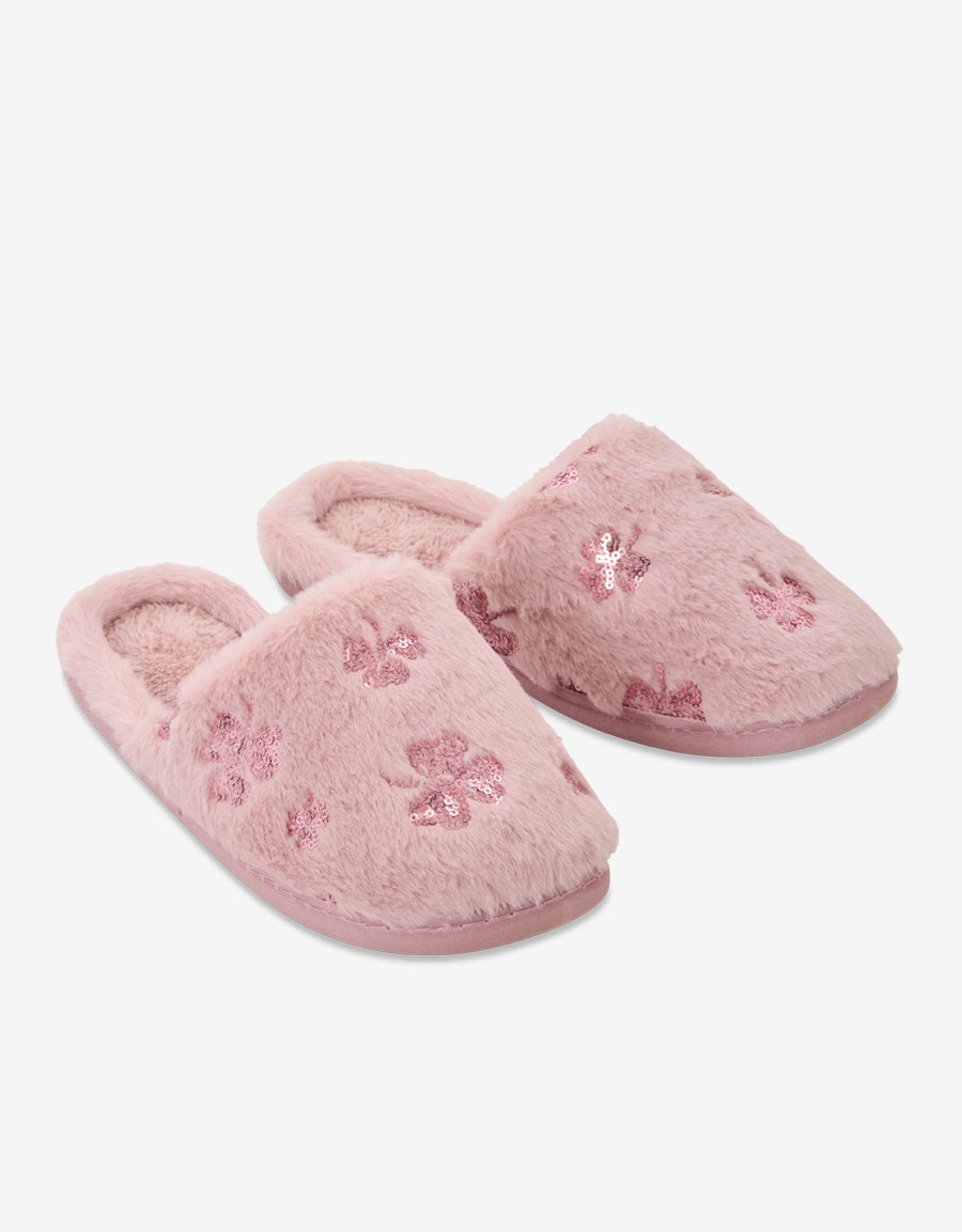 Close Toe Slippers