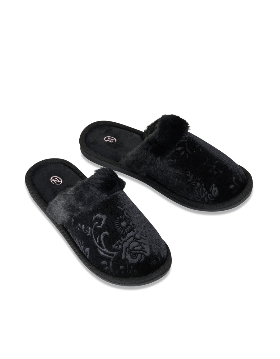 Closed Toe Slippers