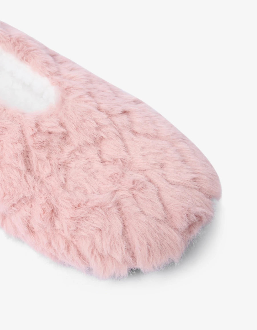 Fluffy Footsies