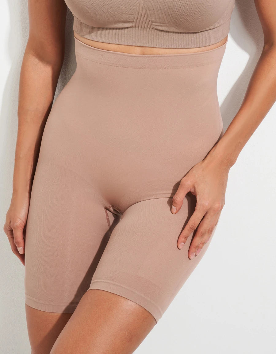 Seamless Shaping Long Leg Shorts