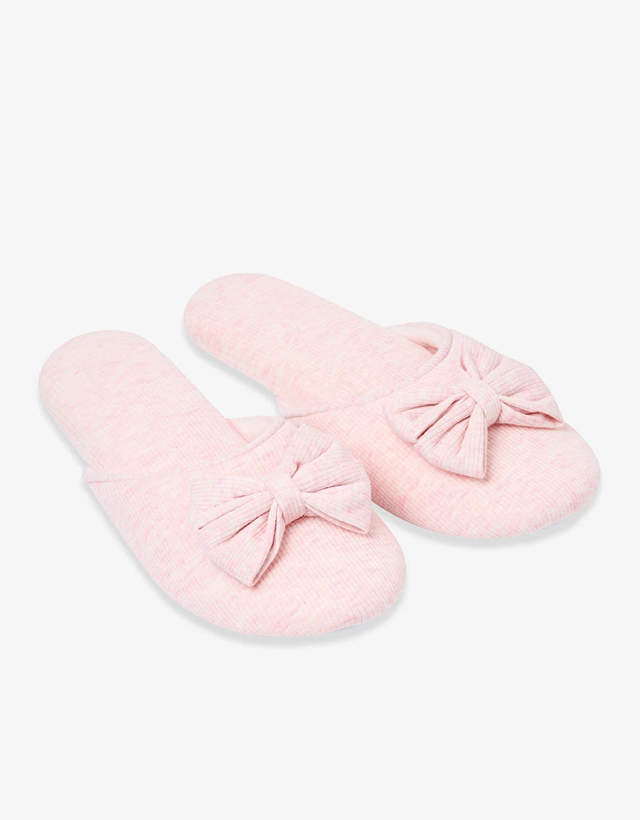Closed-Toe Slipper
